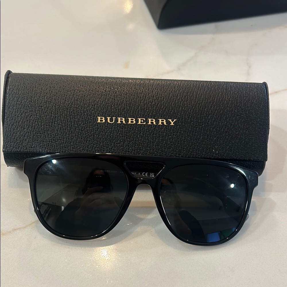 Burberry Black Sunglasses